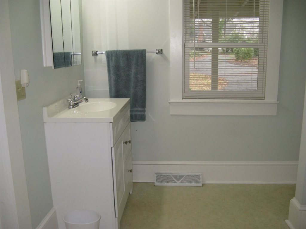 717 East Calhoun Street Anderson, SC 29621 - Photo 24 of 32