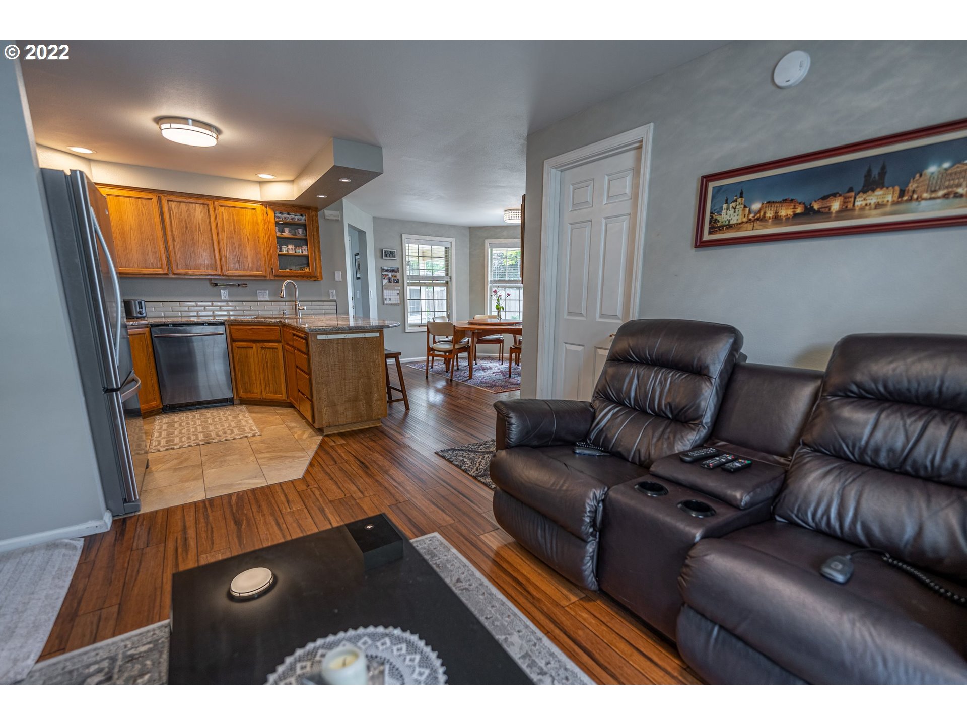 3047 Brett Loop Eugene, OR 97404 - Photo 13 of 32 Gallery Image 13