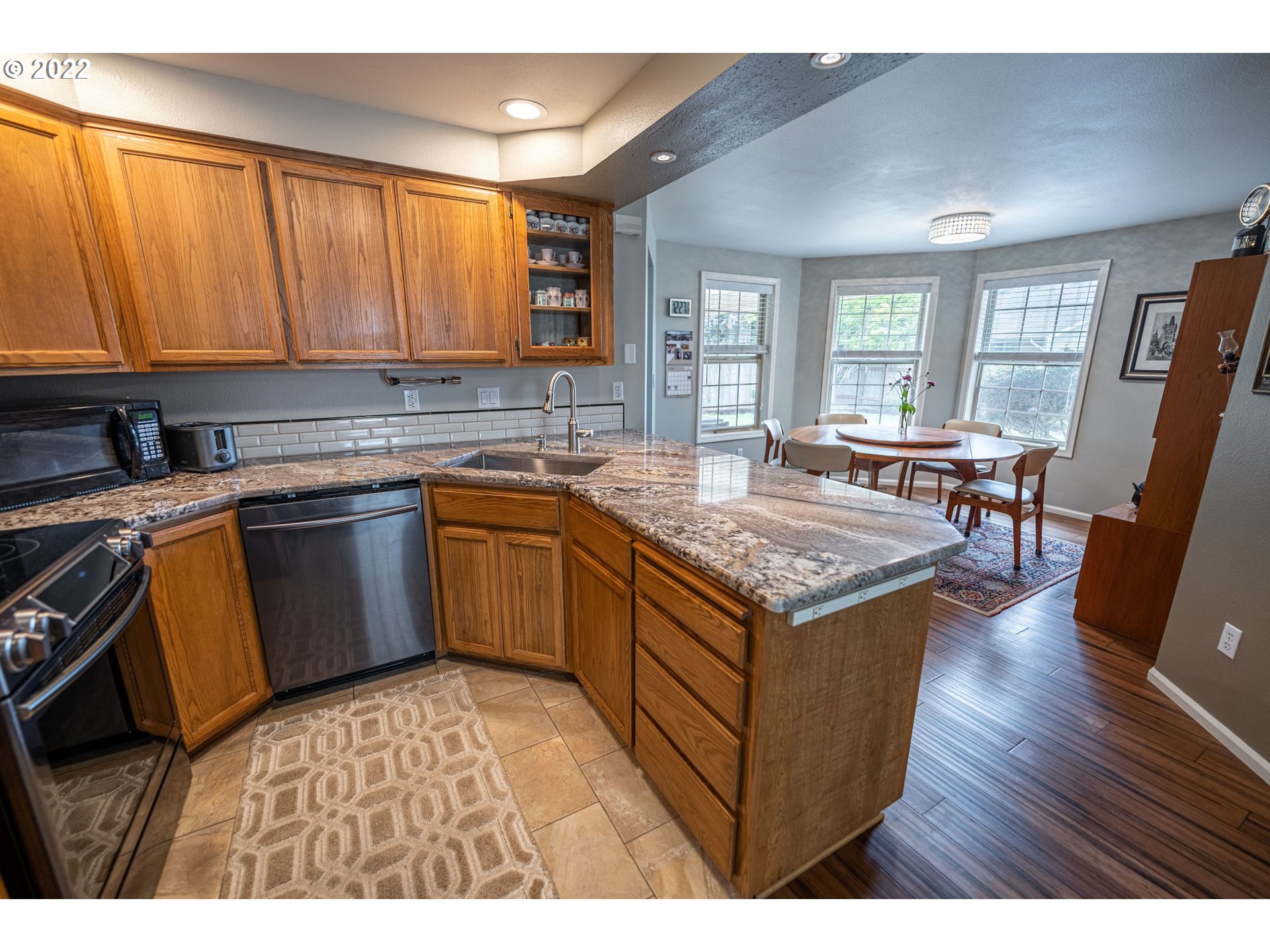 3047 Brett Loop Eugene, OR 97404 - Photo 19 of 32 Gallery Image 19