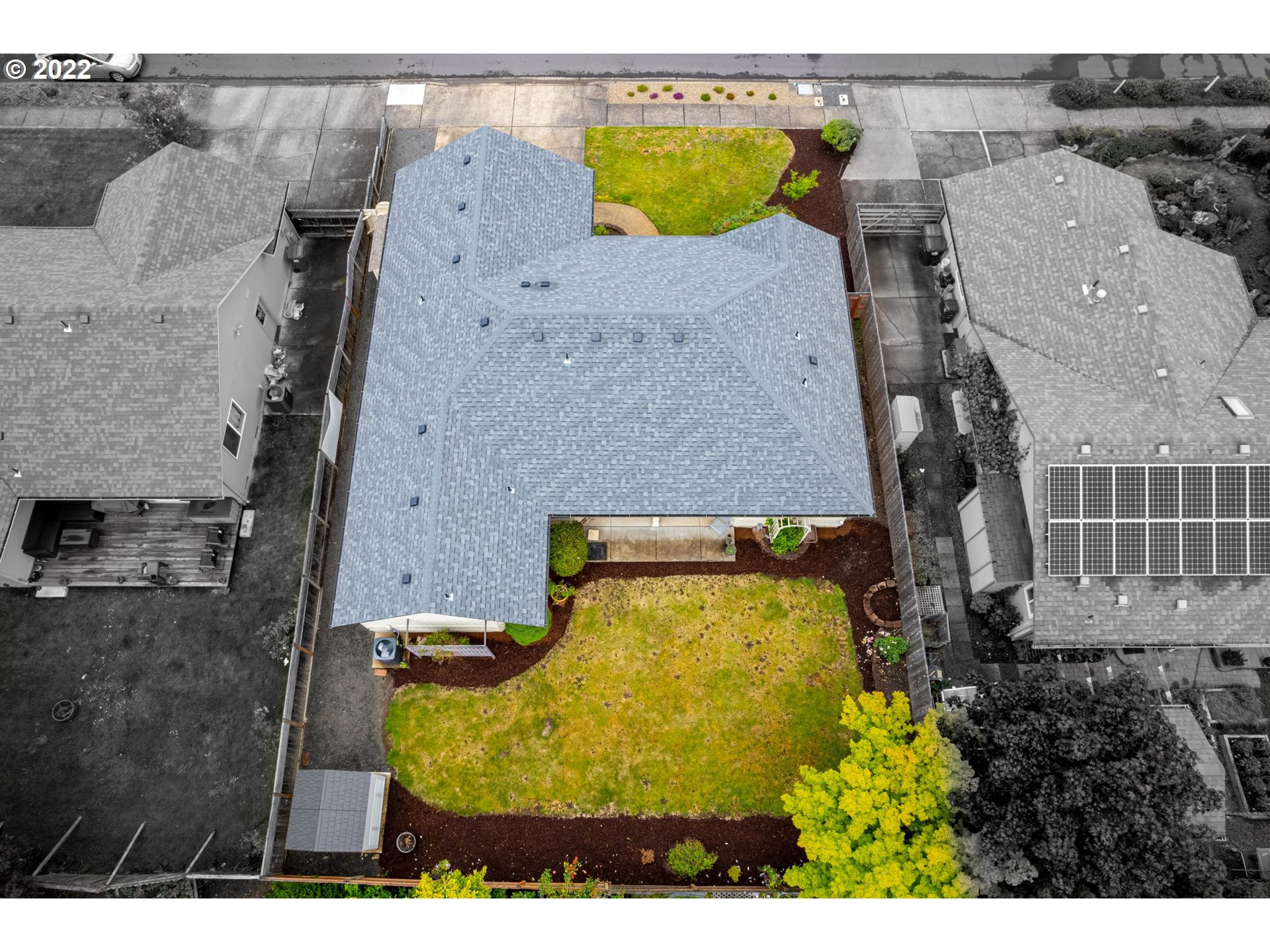 3047 Brett Loop Eugene, OR 97404 - Photo 3 of 32 Gallery Image 3