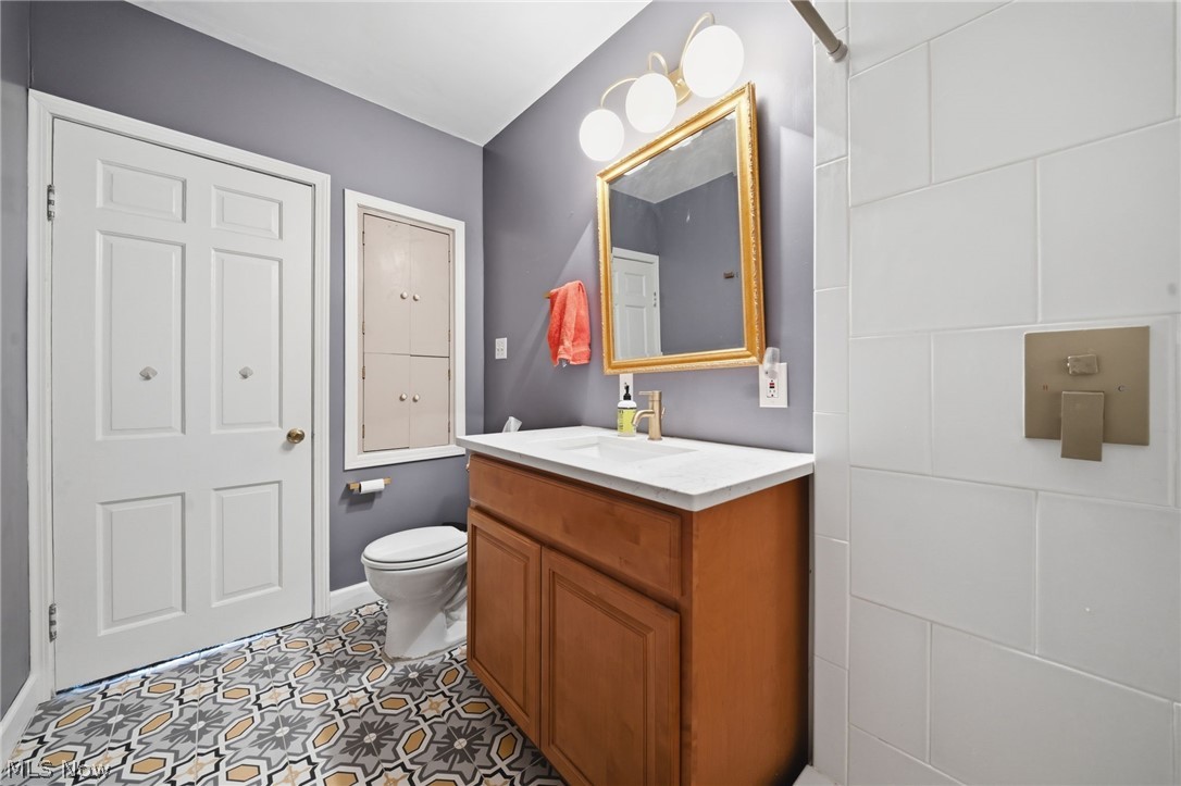 614 Whitney Road Conneaut, OH 44030 - Photo 17 of 34 Main floor bathroom