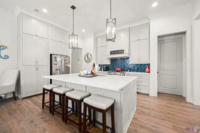 $569,900 | 13575 Sawmill Drive, Baton Rouge, LA 70818