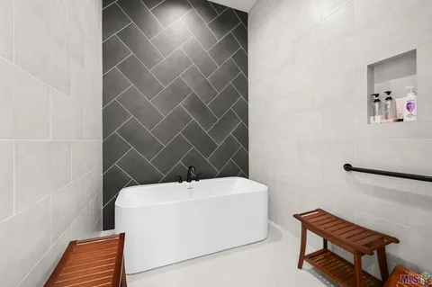 $569,900 | 13575 Sawmill Drive, Baton Rouge, LA 70818