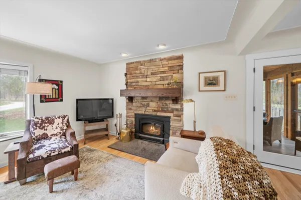 $4,500 | 2854 Parkridge Drive, Ann Arbor, MI 48103