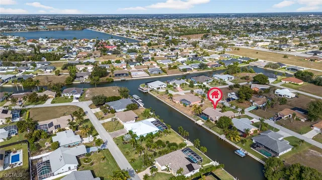 $458,000 | 1206 Southwest 1st Place, Cape Coral, FL 33991