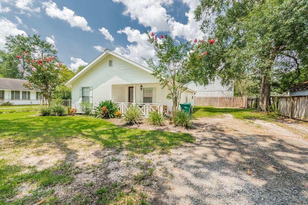 720 Phillips Street Sulphur, LA 70663 - Photo 3 of 19