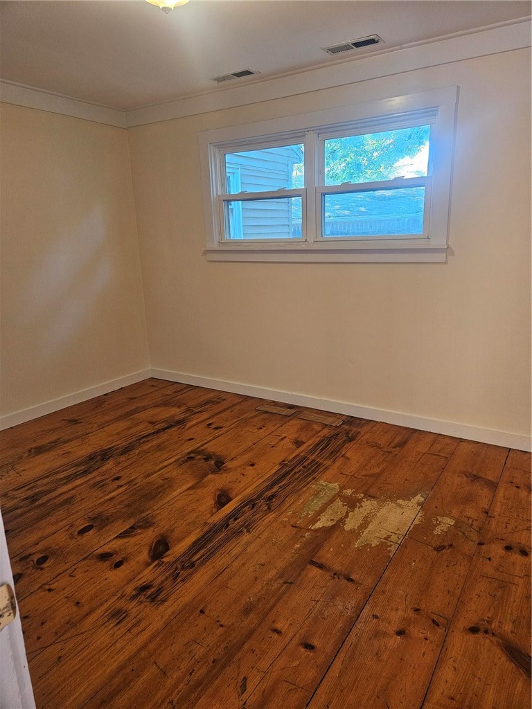 28 Ludlow Road Middletown, RI 02842 - Photo 11 of 13 Gallery Image 11