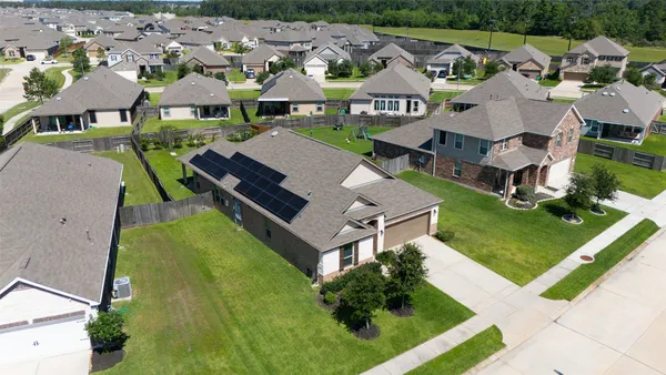 $2,550 | 15607 Barton Orchard Lane, Houston, TX 77044
