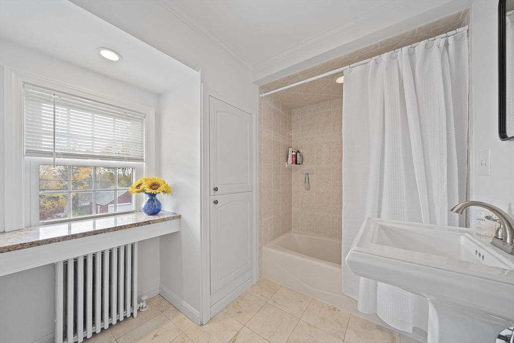 86 Alton Road Quincy, MA 02169 - Photo 19 of 39 Gallery Image 19