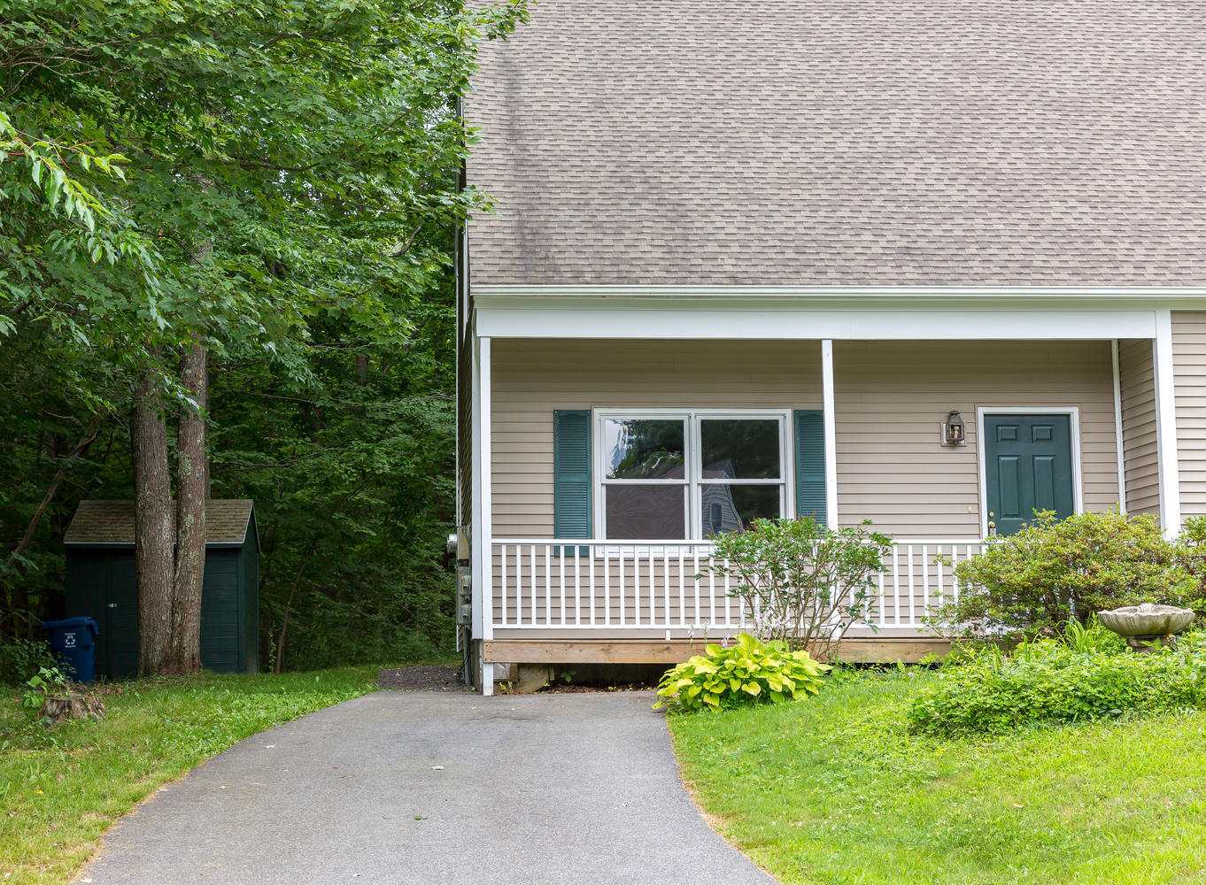 102 Berkshire Road, Unit 1 Portland, ME 04103 - Photo 27 of 28 102 Berkshire Rd Portland ME-large-033-0