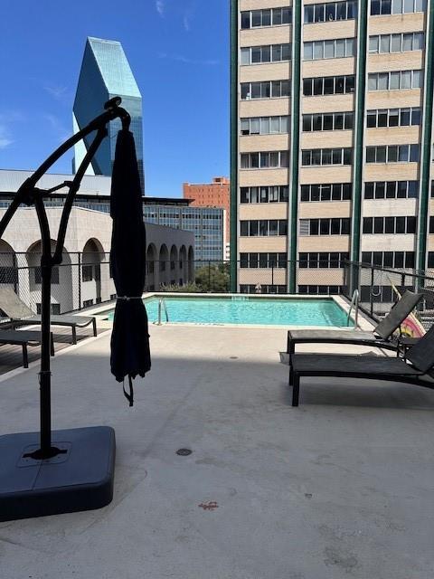 1505 Elm Street, Unit 603 Dallas, TX 75201 - Photo 25 of 36 a park view with a bench