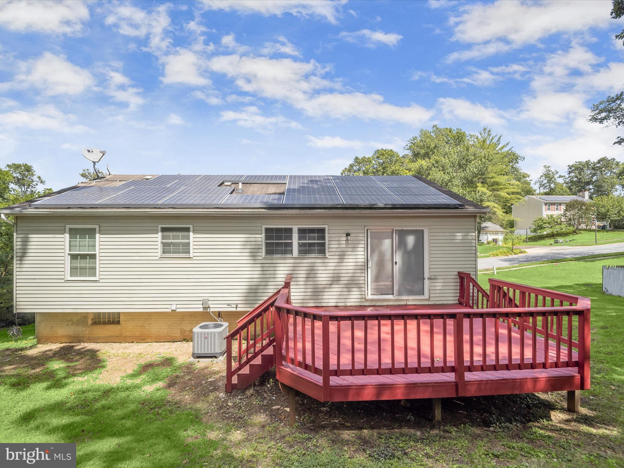 13303 Pendleton Street Fort Washington, MD 20744 - Photo 10 of 35 a view of a house with a yard