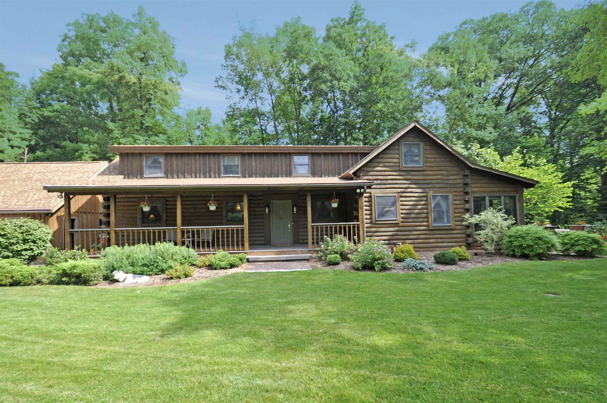 60700 Beech Road Osceola, IN 46561 - Photo 2 of 36 Gallery Image 2