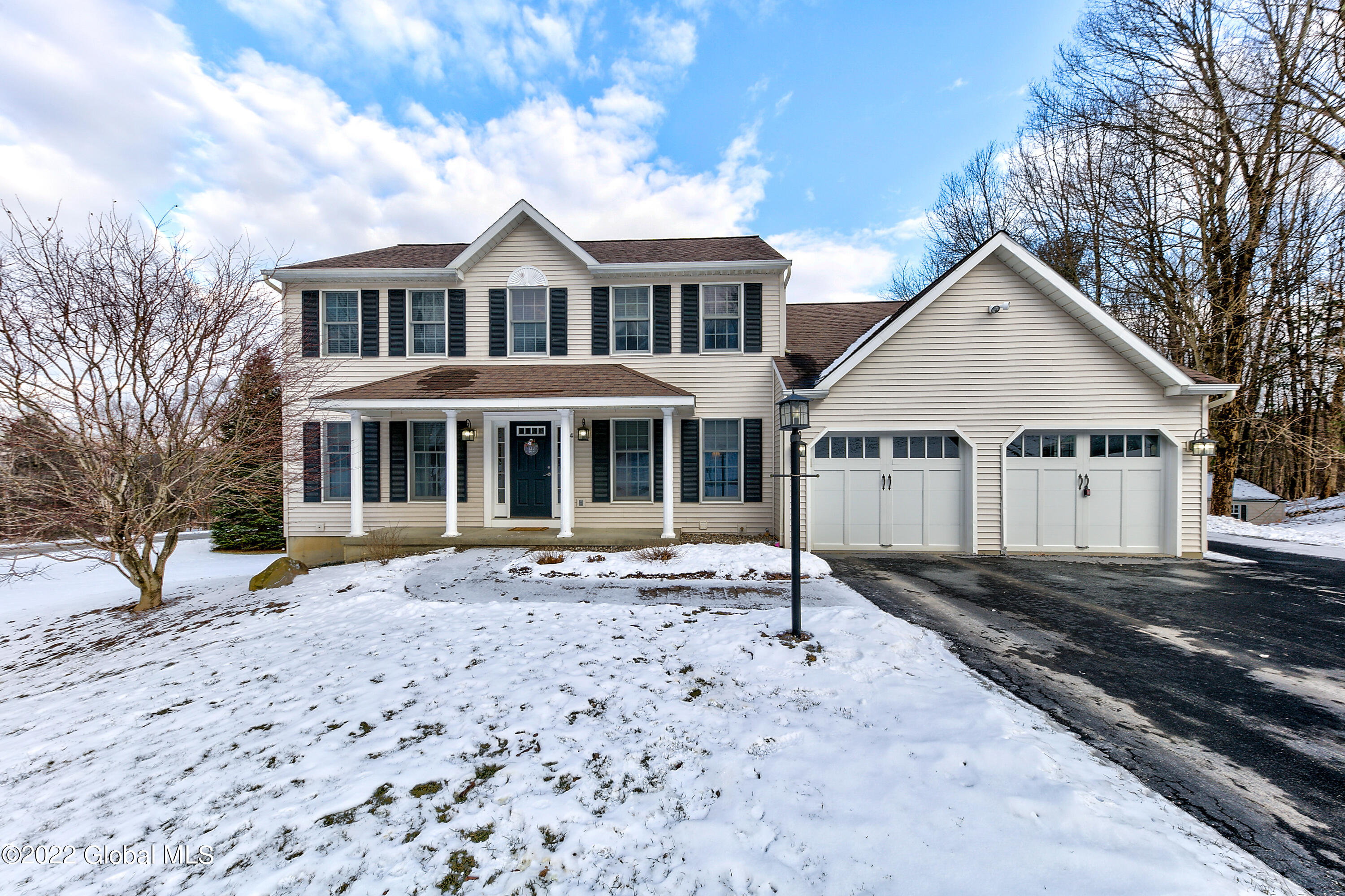 14 Thomas Drive Wynantskill, NY 12198 - Photo 2 of 52 14 Thomas Dr (1)