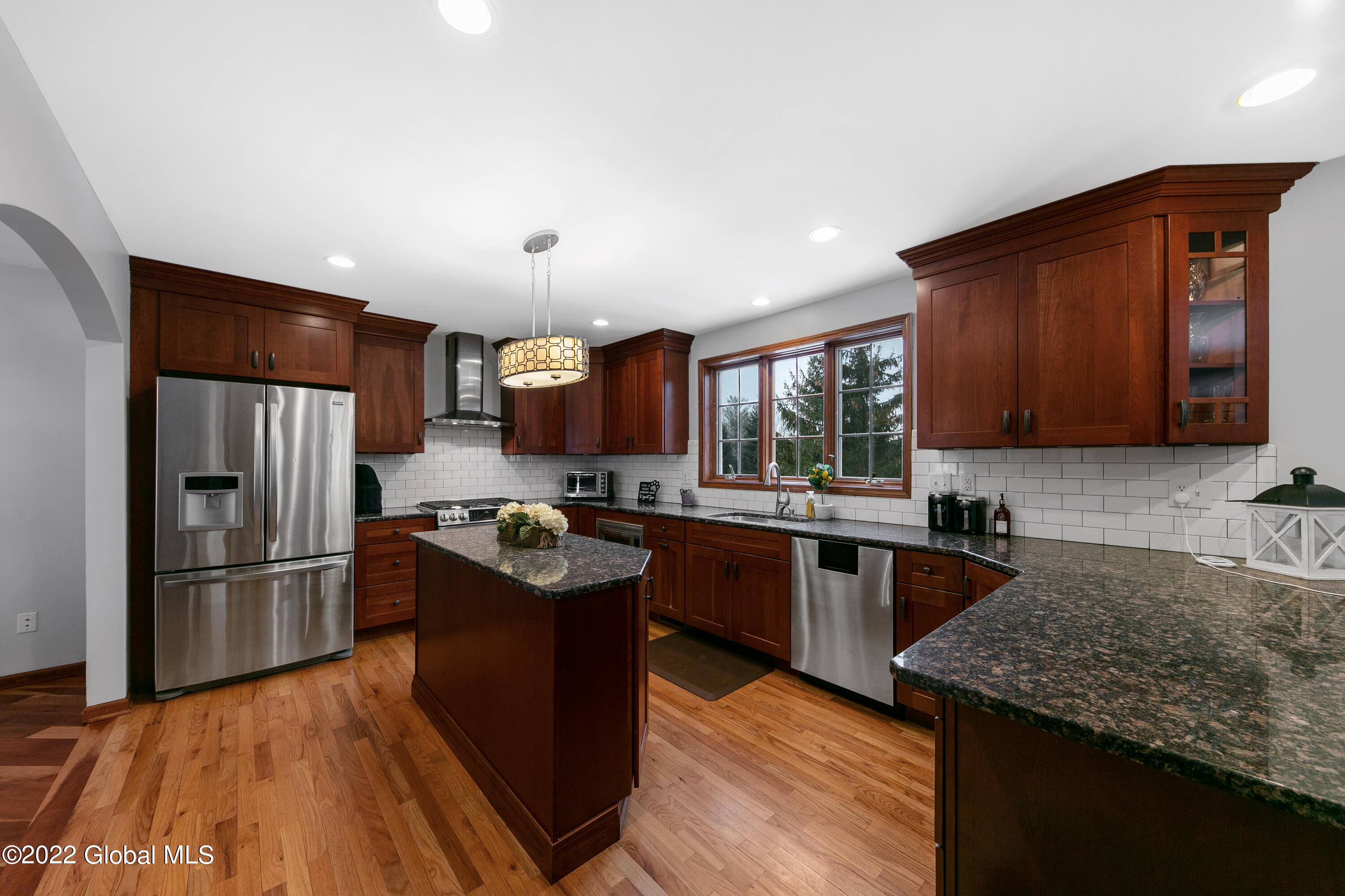 14 Thomas Drive Wynantskill, NY 12198 - Photo 5 of 52 14 Thomas Dr (7)