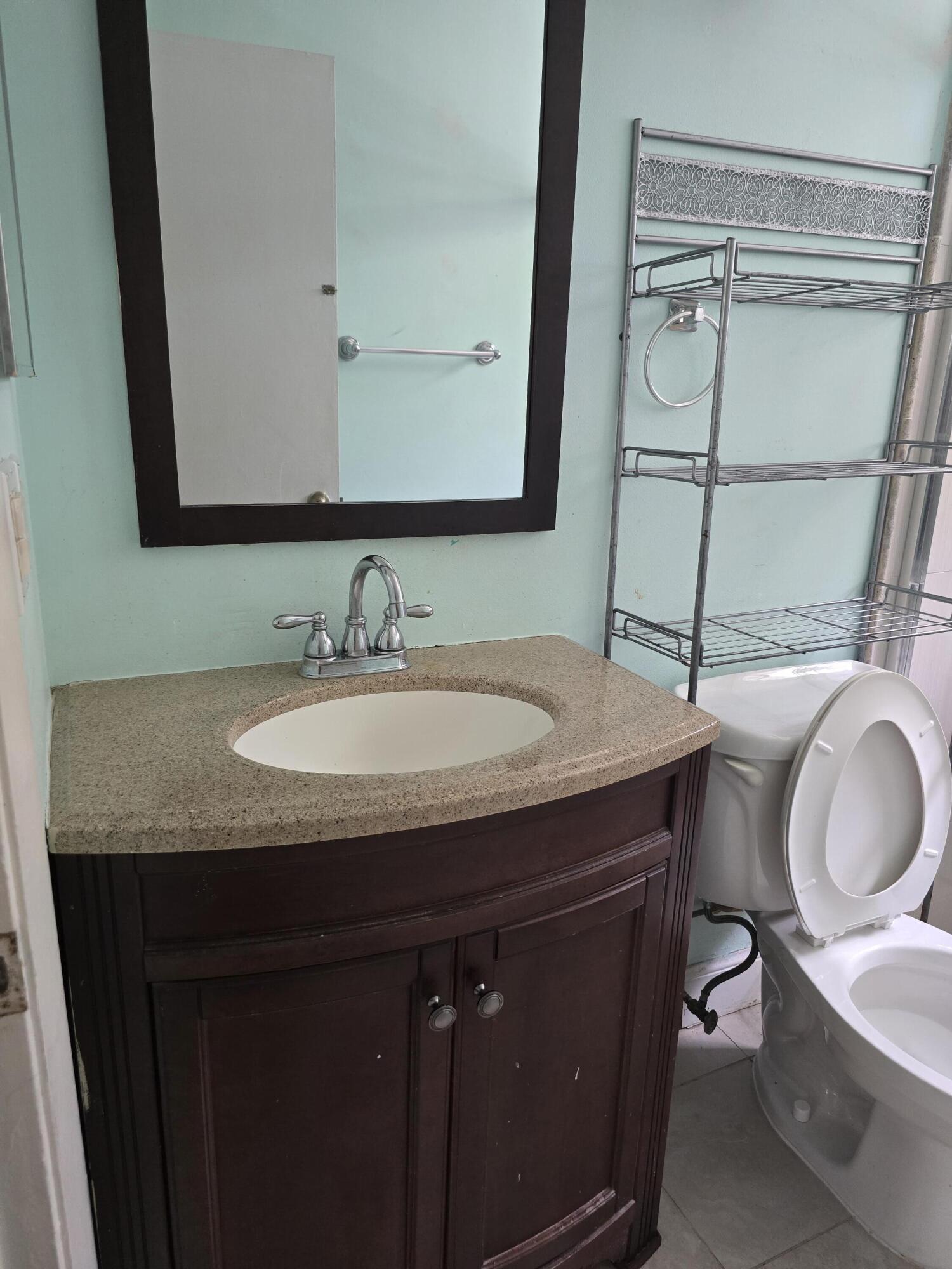 4125 Pine Branch Circle Lake Worth, FL 33467 - Photo 11 of 39 20250901_111603