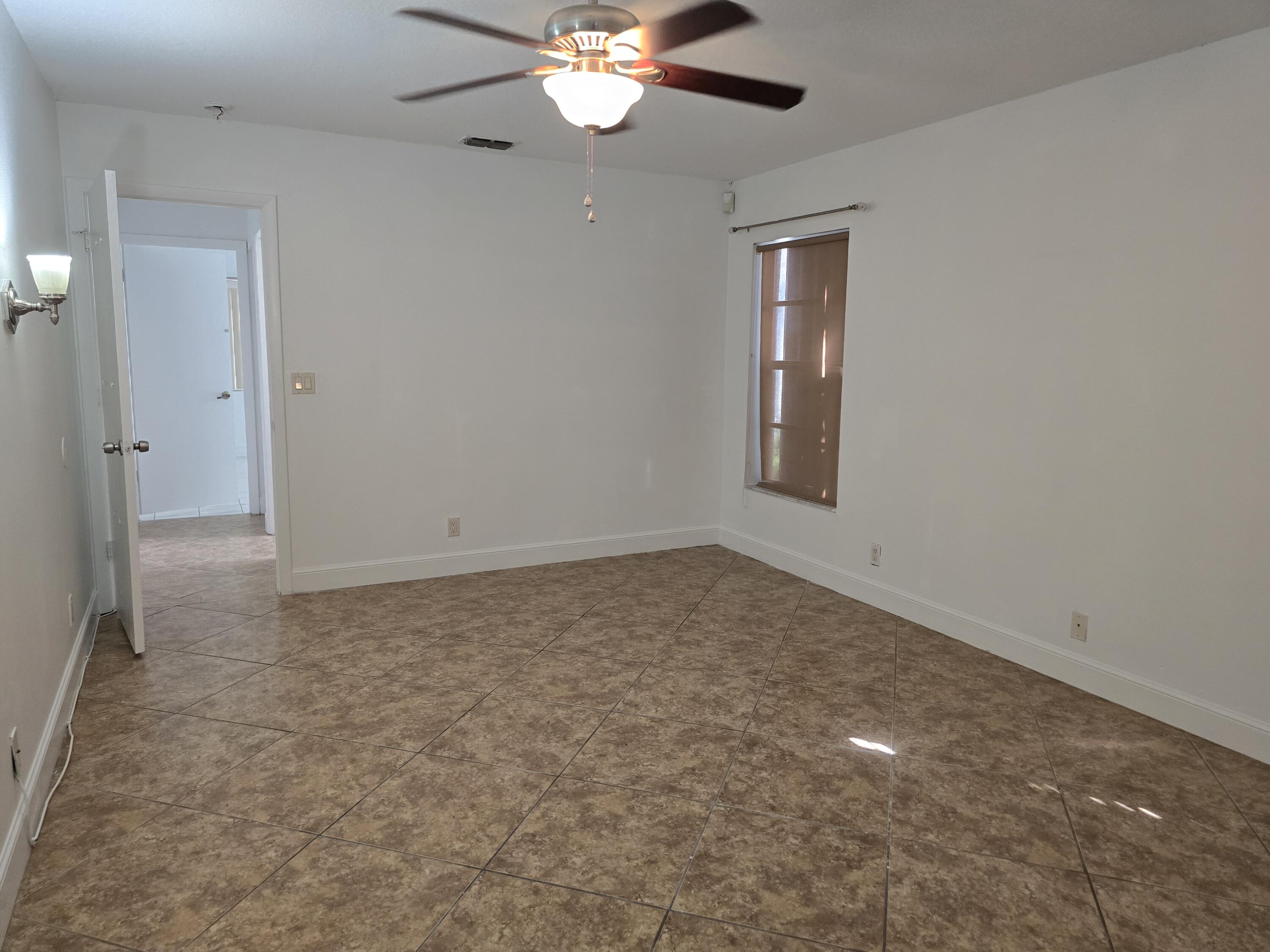 4125 Pine Branch Circle Lake Worth, FL 33467 - Photo 26 of 39 20251122_095939