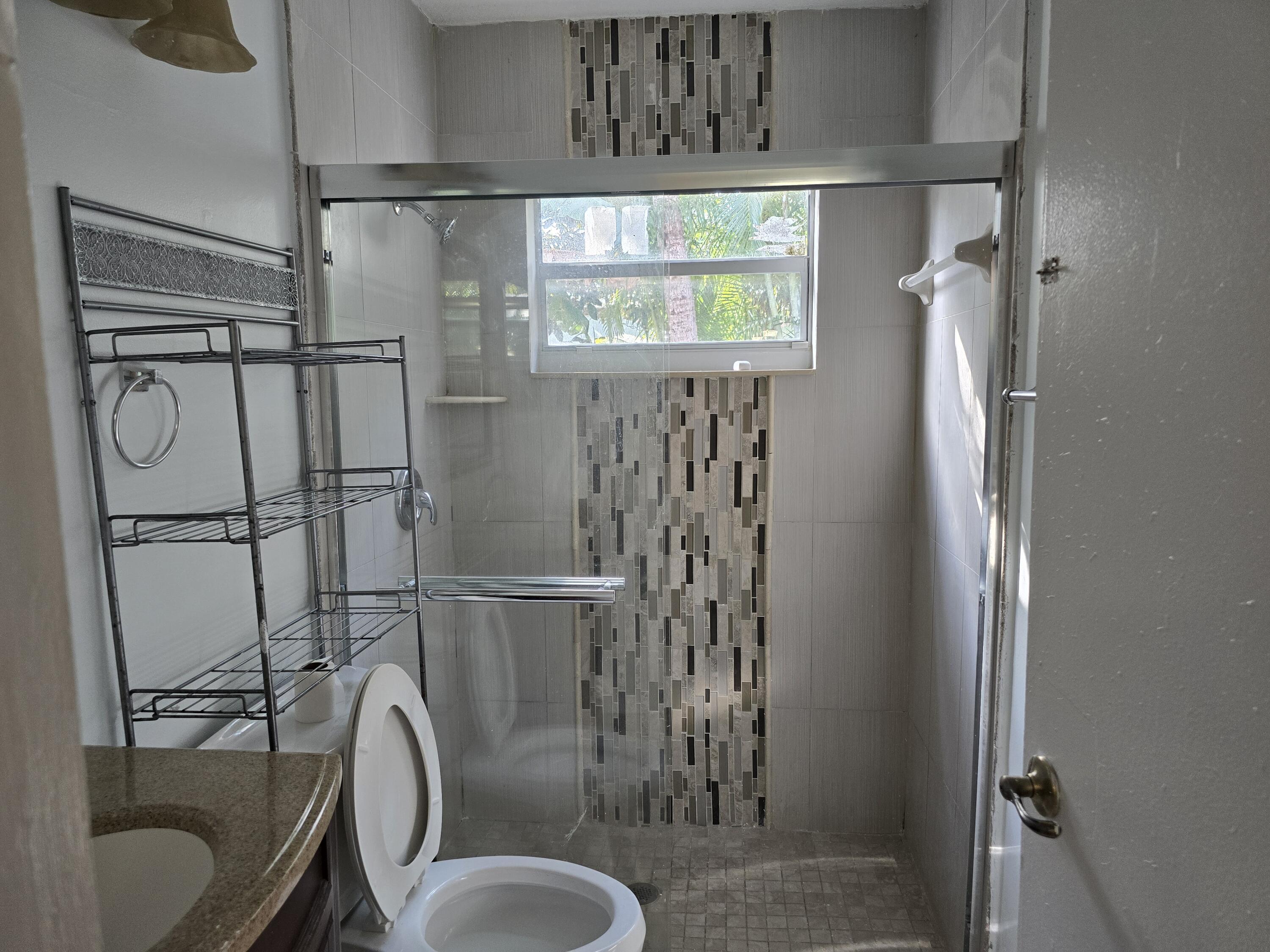 4125 Pine Branch Circle Lake Worth, FL 33467 - Photo 27 of 39 20251122_095934