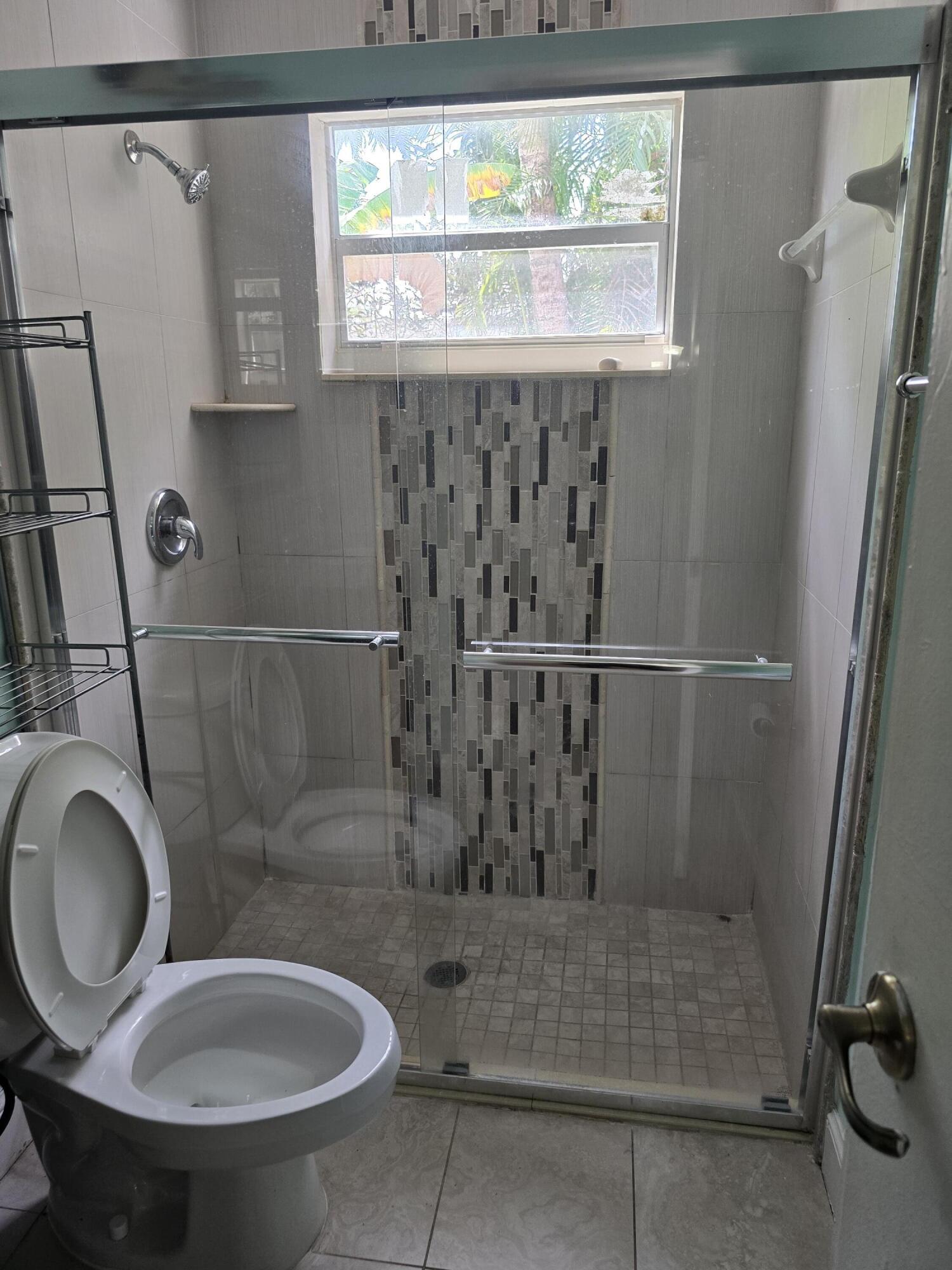 4125 Pine Branch Circle Lake Worth, FL 33467 - Photo 9 of 39 20250901_111606