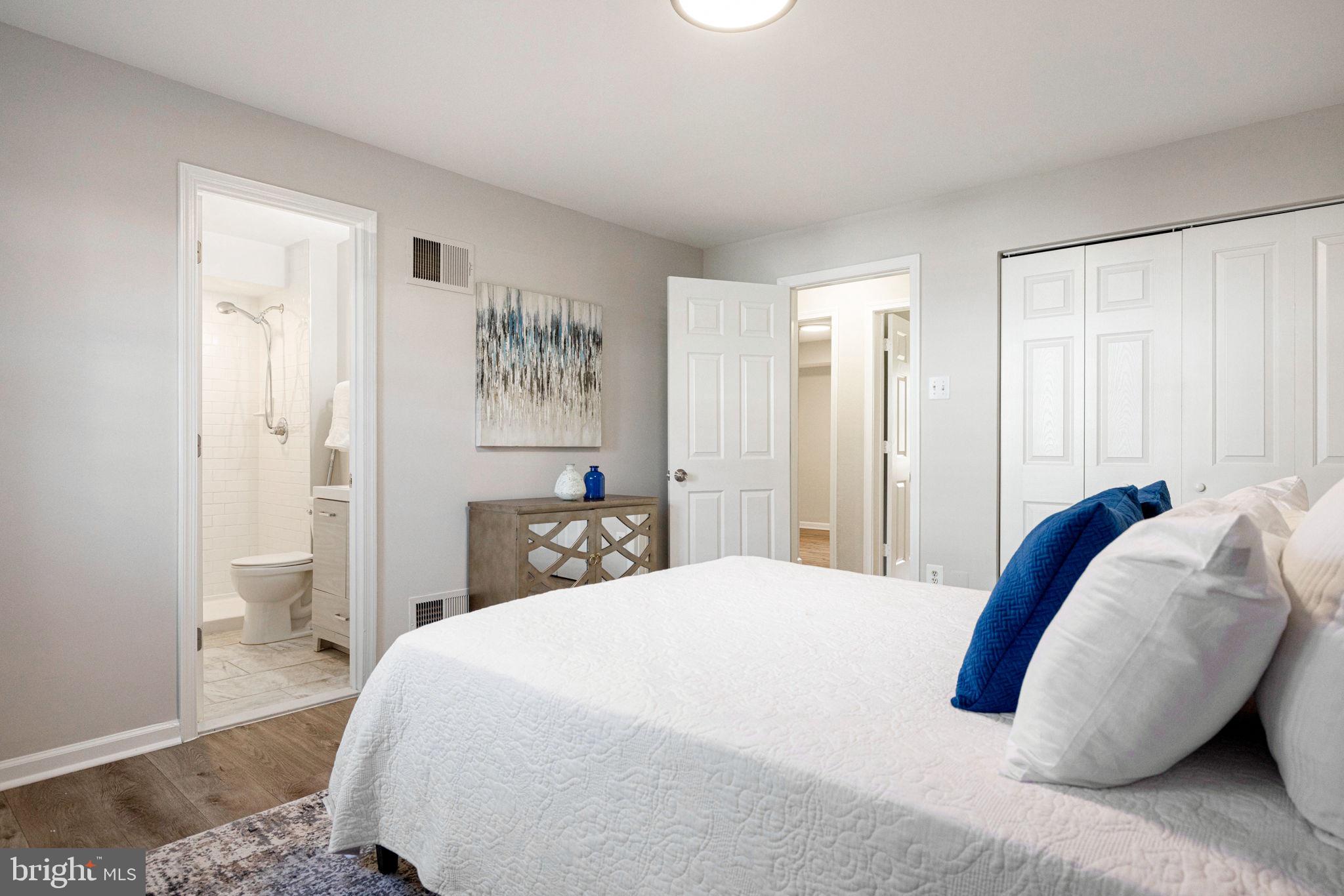 14523 Golden Oak Road Centreville, VA 20121 - Photo 19 of 37 Primary Bedroom