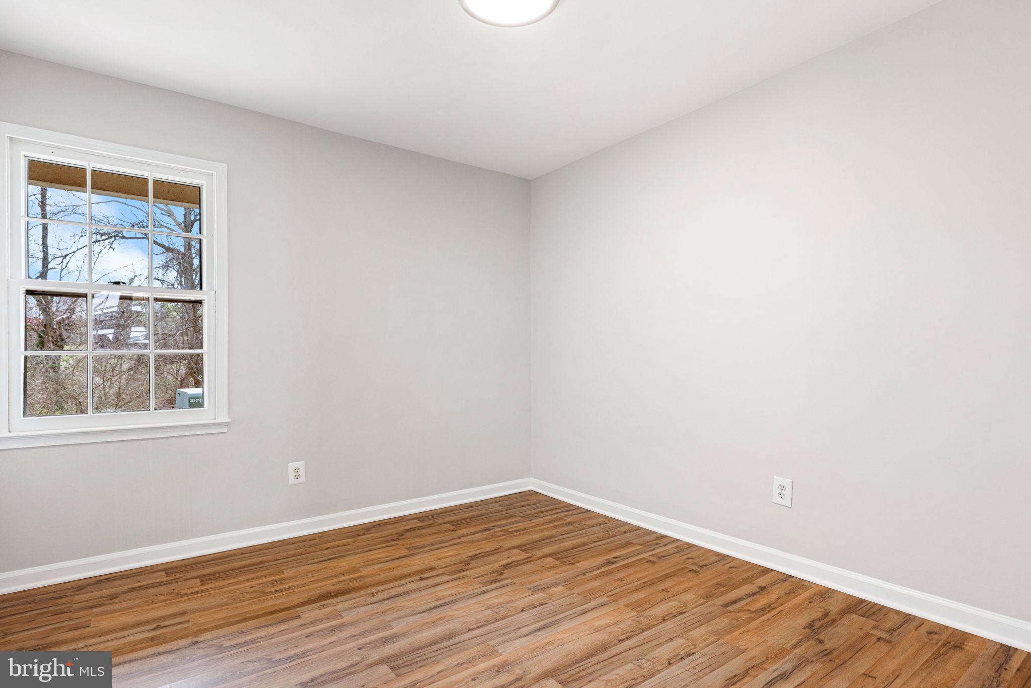 14523 Golden Oak Road Centreville, VA 20121 - Photo 27 of 37 Third Bedroom
