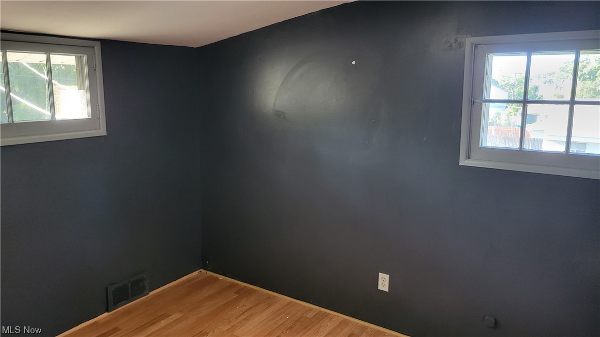290 Cummings Road Vermilion, OH 44089 - Photo 12 of 18 View of wood floored spare room