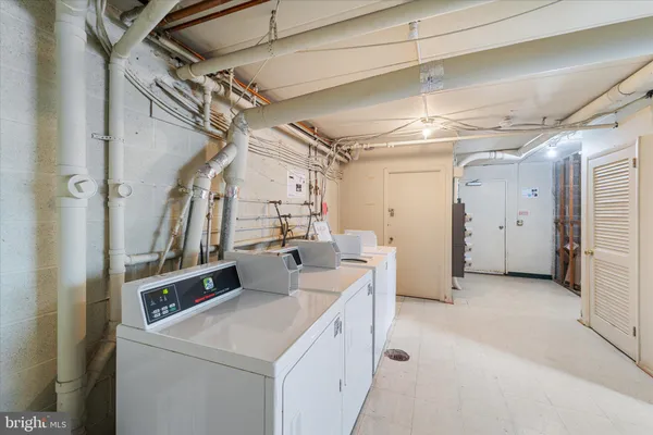 $235,000 | 125 Clubhouse Drive Southwest, Unit 11, Leesburg, VA 20175