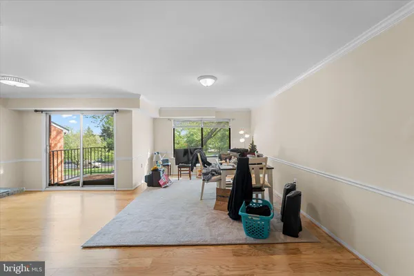 $235,000 | 125 Clubhouse Drive Southwest, Unit 11, Leesburg, VA 20175