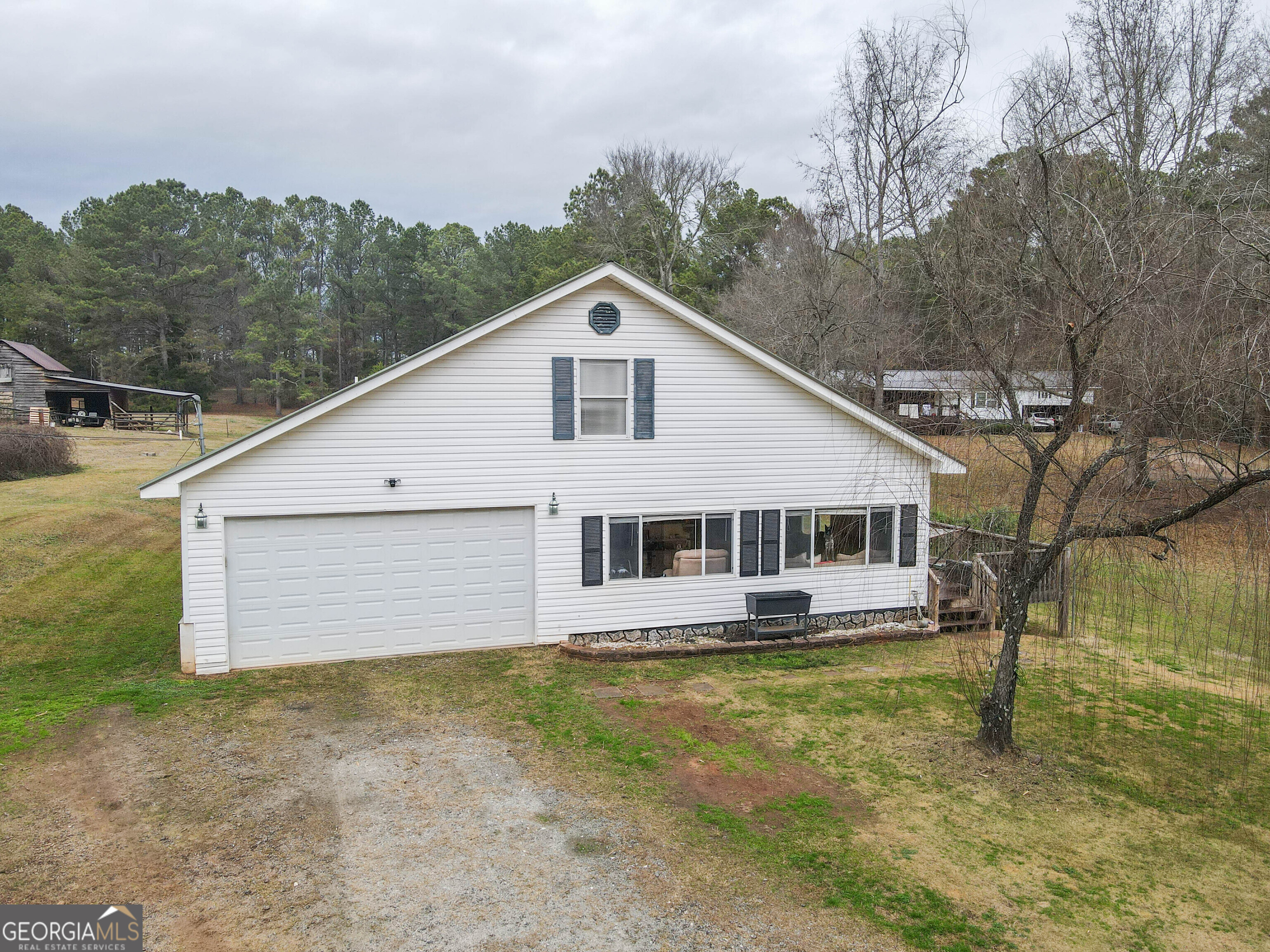 2151 Blue Creek Road Hogansville, GA 30230 - Photo 3 of 33