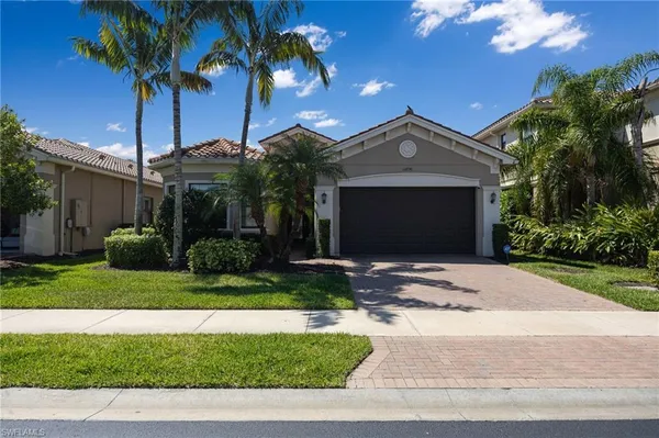 $1,450,000 | 13736 Luna Drive, Naples, FL 34109