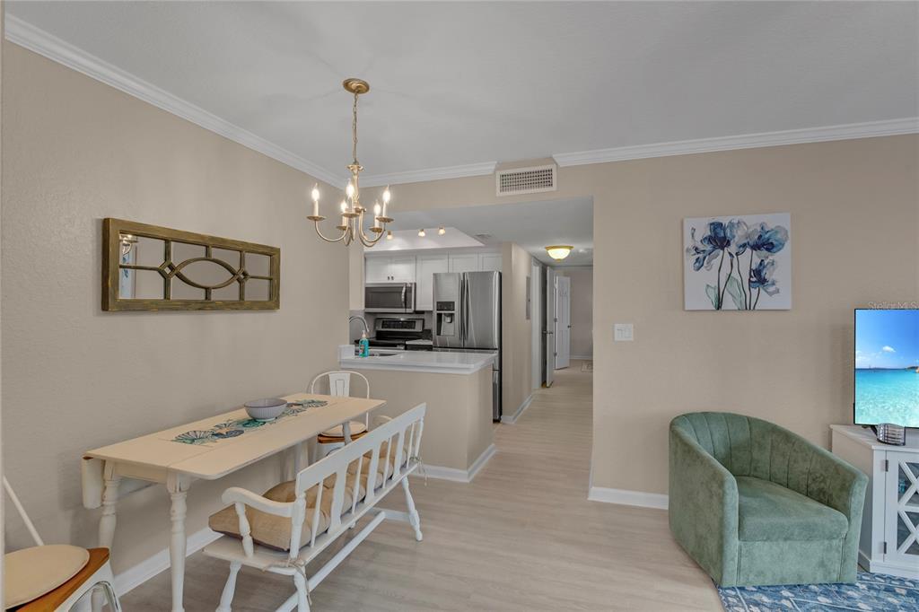 716 Lyndhurst Street, Unit 701 Dunedin, FL 34698 - Photo 7 of 23