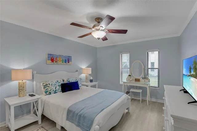 $1,800 | 716 Lyndhurst Street, Unit 701, Dunedin, FL 34698