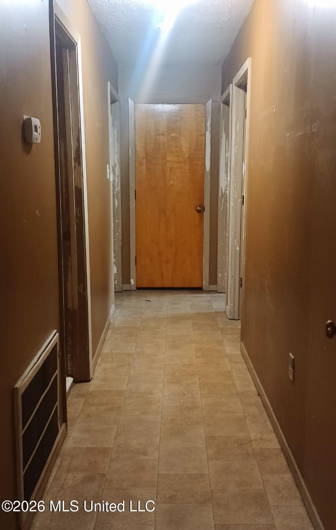 105 Hartfield Place Clinton, MS 39056 - Photo 15 of 24 Hallway