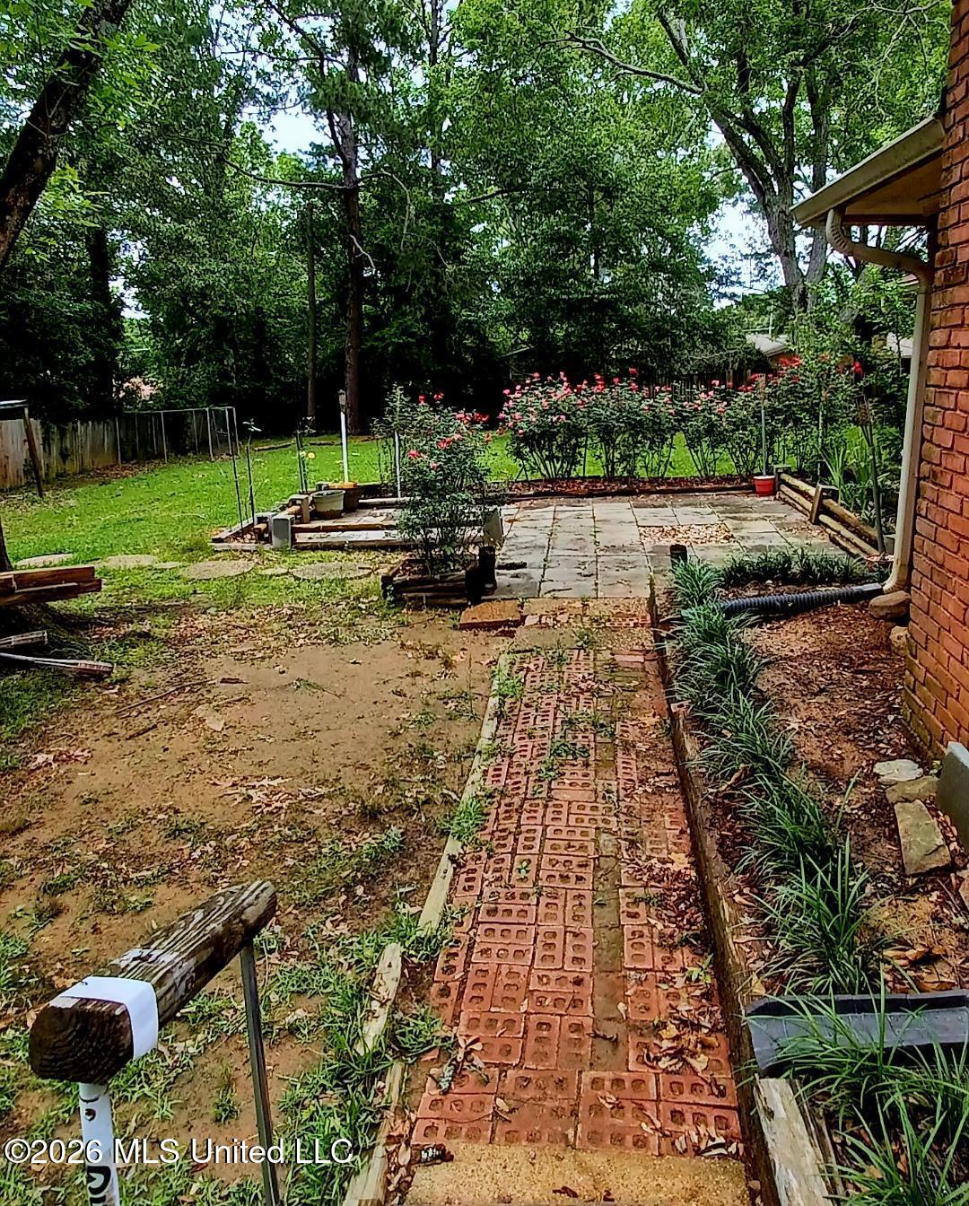 105 Hartfield Place Clinton, MS 39056 - Photo 20 of 24 Backyard3