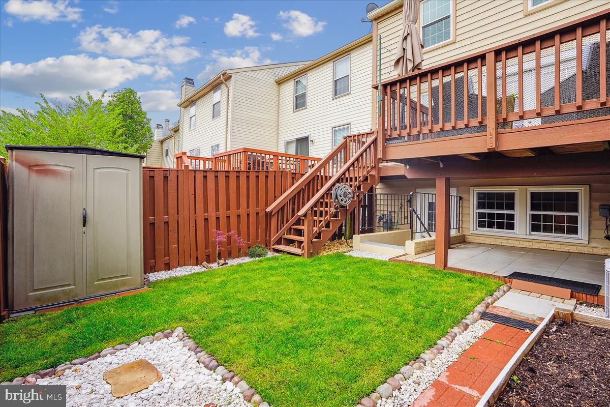 13964 Winding Ridge Lane Centreville, VA 20121 - Photo 18 of 48 Steps down to back yard. Rare in most townhouses.