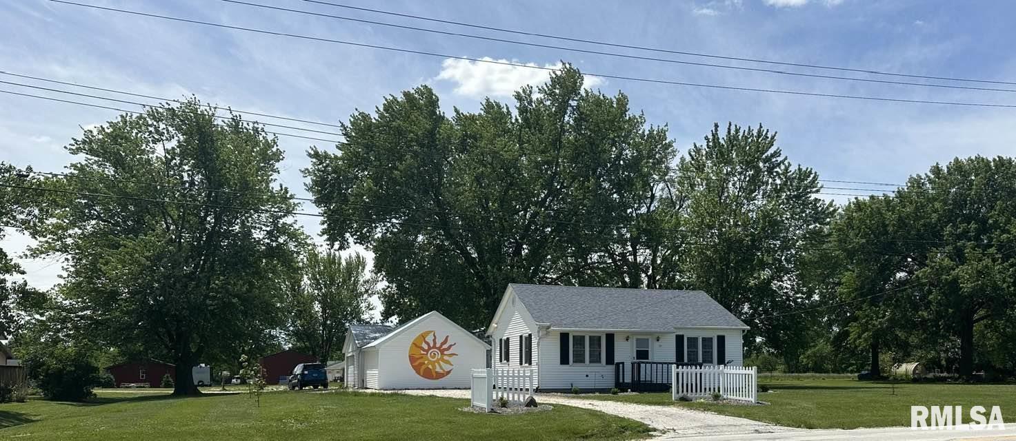 507 West Wood Street Camp Point, IL 62320 - Photo 1 of 21 Gallery Image 1