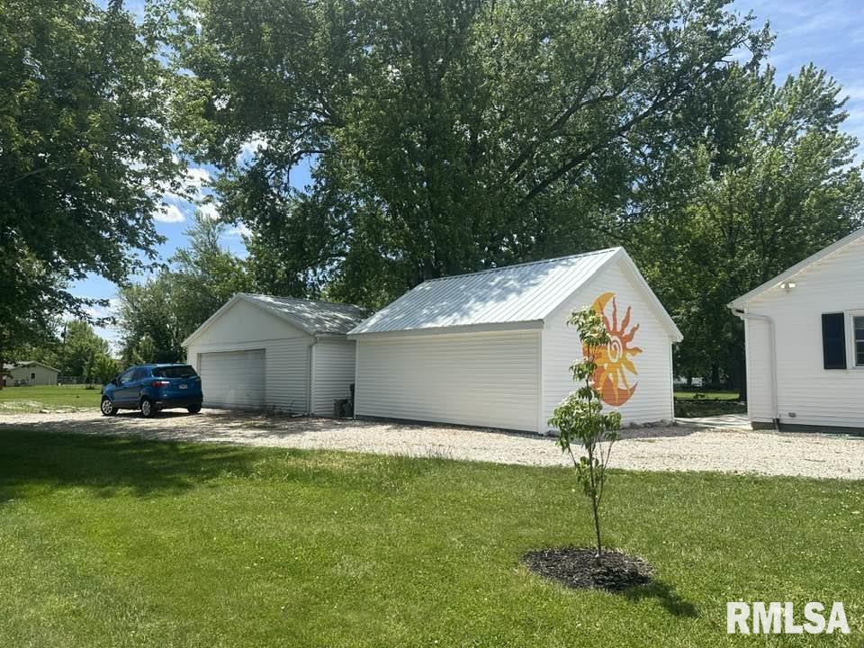 507 West Wood Street Camp Point, IL 62320 - Photo 2 of 21 Gallery Image 2