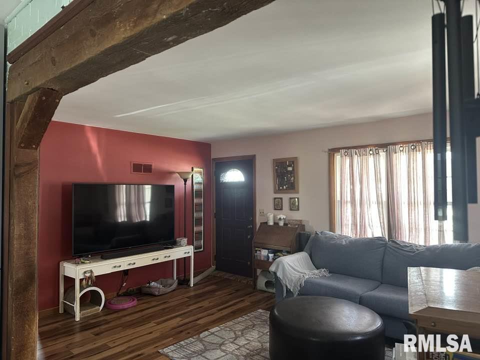 507 West Wood Street Camp Point, IL 62320 - Photo 3 of 21 Gallery Image 3