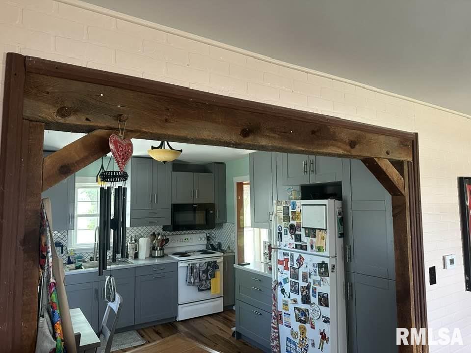 507 West Wood Street Camp Point, IL 62320 - Photo 7 of 21 Gallery Image 7