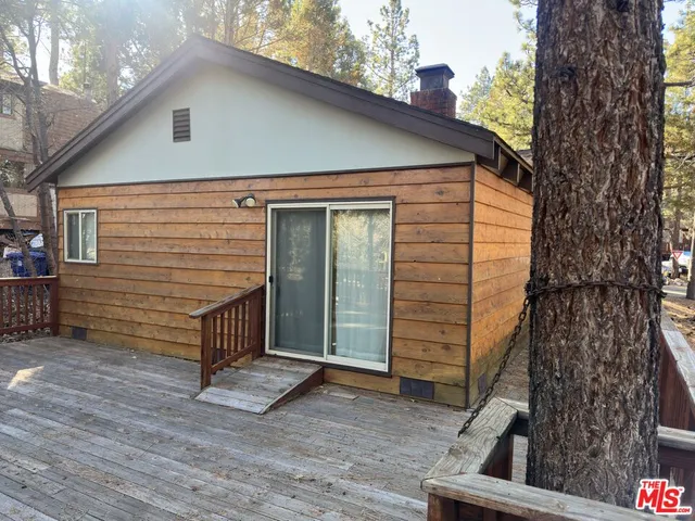 $299,000 | 747 Pine Lane, Sugarloaf, CA 92386