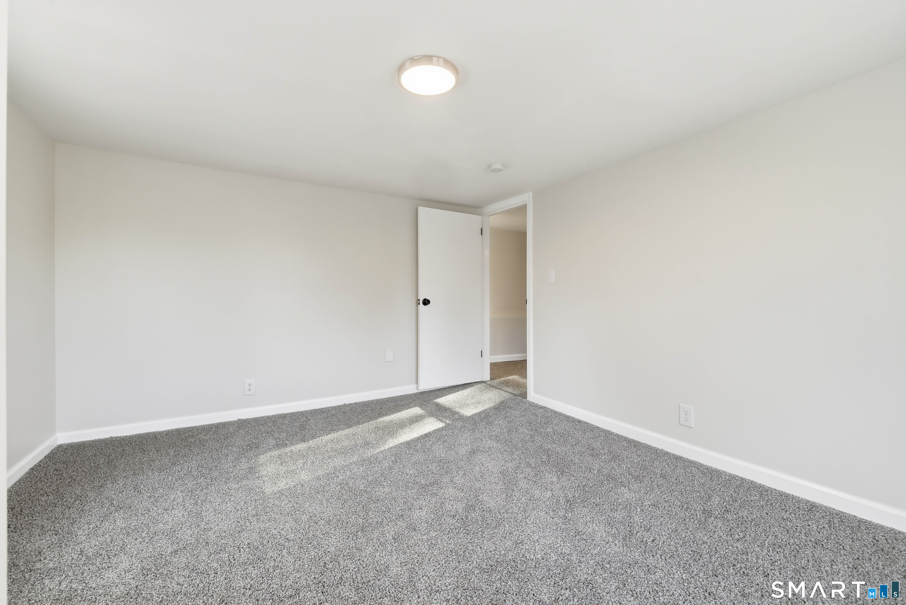 40 Tarbox Road Plainfield, CT 06374 - Photo 16 of 33 a view of an empty room