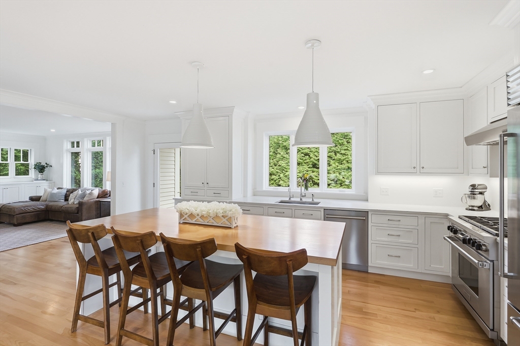 25 Stow Street Concord, MA 01742 - Photo 6 of 36