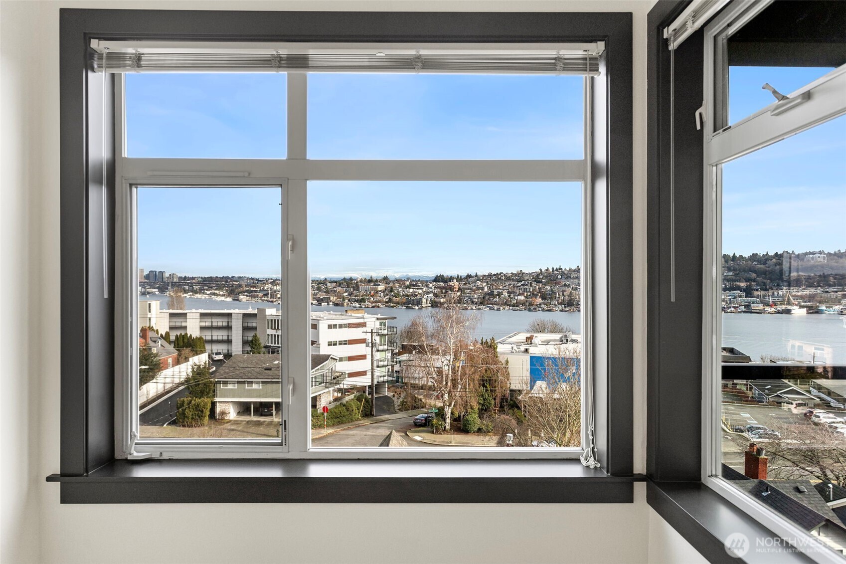 655 Crockett Street, Unit B207 Seattle, WA 98109 - Photo 14 of 27