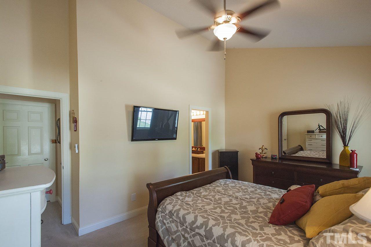 301 Crosspine Drive Raleigh, NC 27603 - Photo 14 of 22