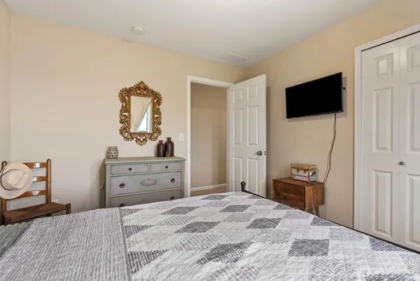 $329,900 | 15119 Whitaker Drive, Fort Wayne, IN 46818