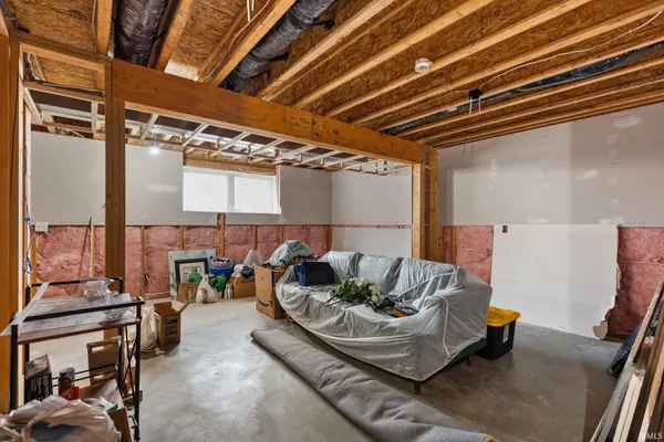 $329,900 | 15119 Whitaker Drive, Fort Wayne, IN 46818