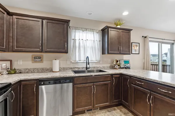 $329,900 | 15119 Whitaker Drive, Fort Wayne, IN 46818