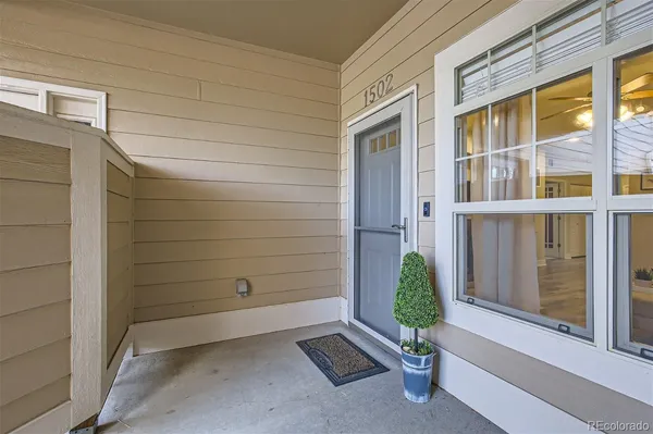 a view of entrance door of the house