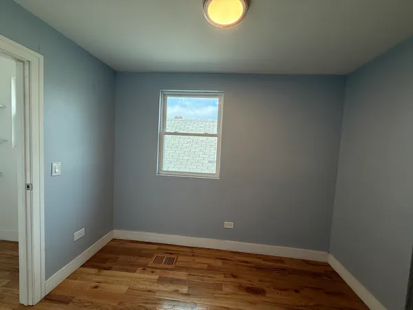 $2,000 | 5942 South Justine Street, Chicago, IL 60636