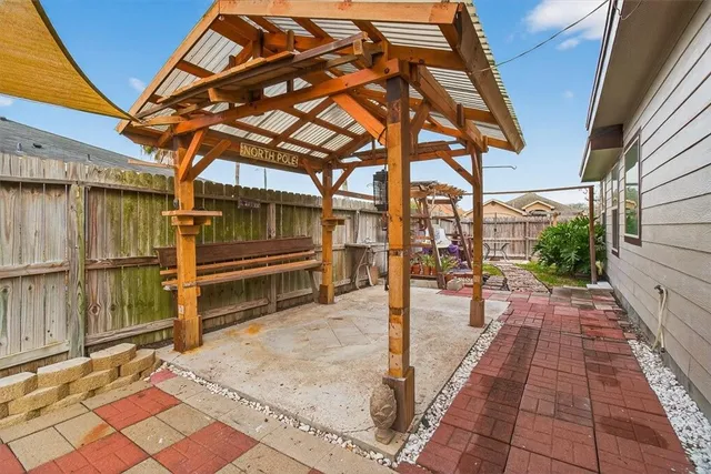 $2,050 | 6901 Anastasia Drive, Corpus Christi, TX 78413